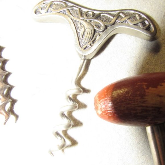 LOT (8) VINTAGE CORKSCREWS. - Picture 7 of 8